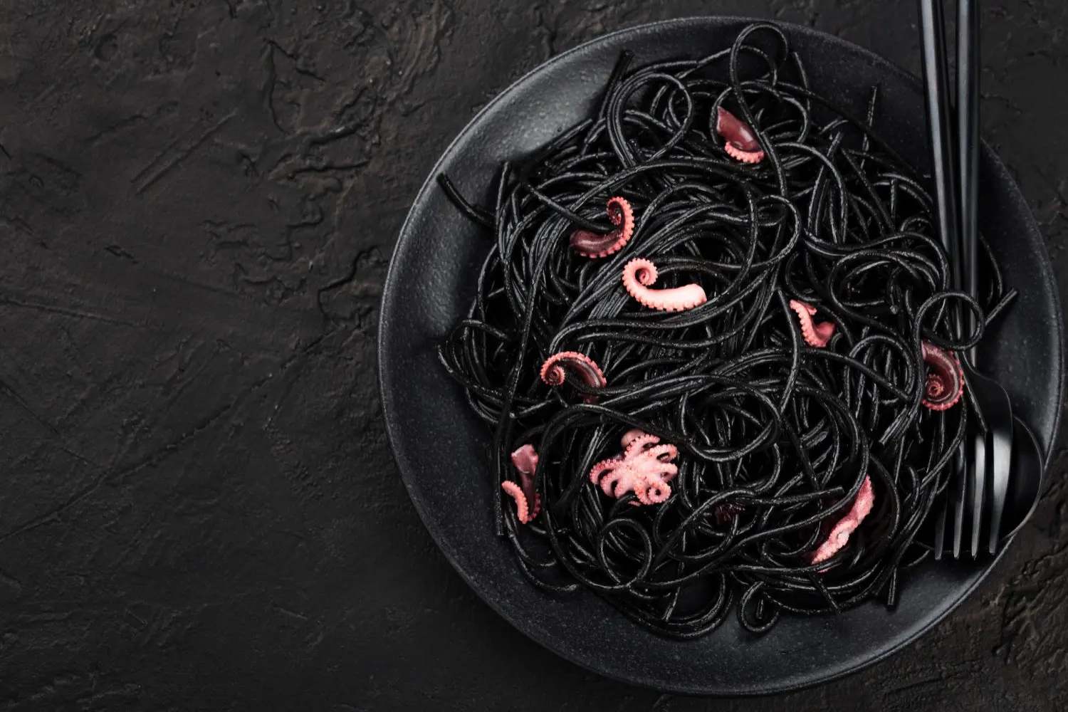 Authentic Italian Cuttlefish Ink - Squid Ink 20g in Sterilized Glass Jar - Intensify the Flavors of Your Dishes