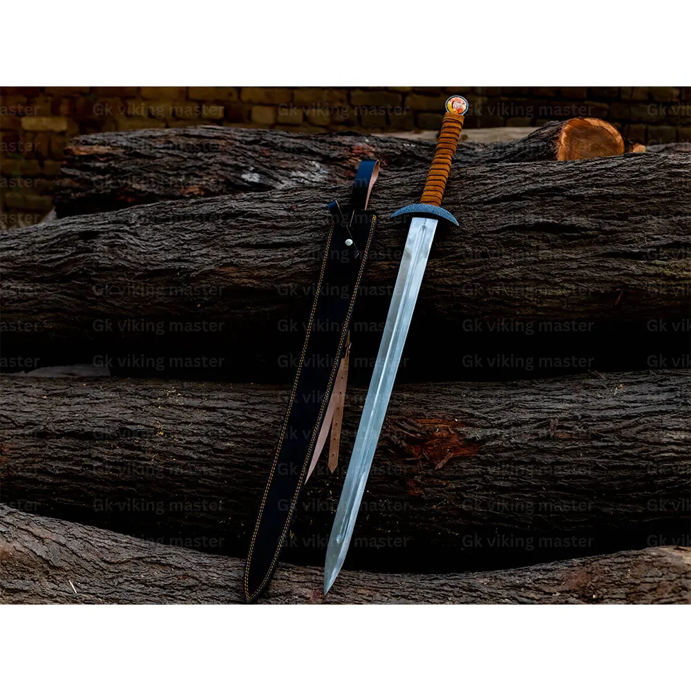 Handmade Damascus Steel Hunting Sword New Arrival 2024 OEM Handcrafted Damascus steel Sword knife for Retailers & Wholesalers