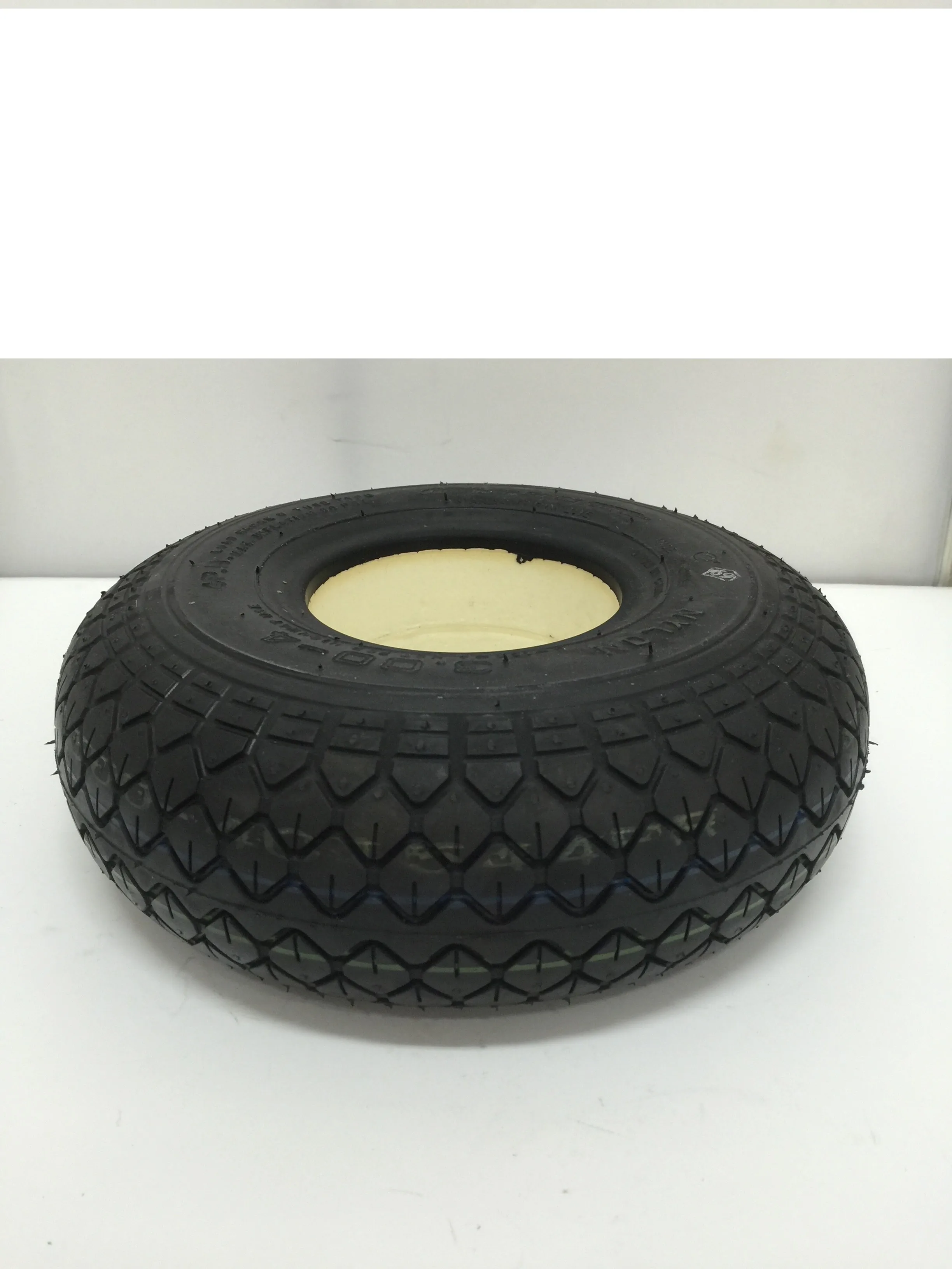 Cheng Shin 3.00-4 260X85 10X3 C154 solid tubeless black Tires tyres