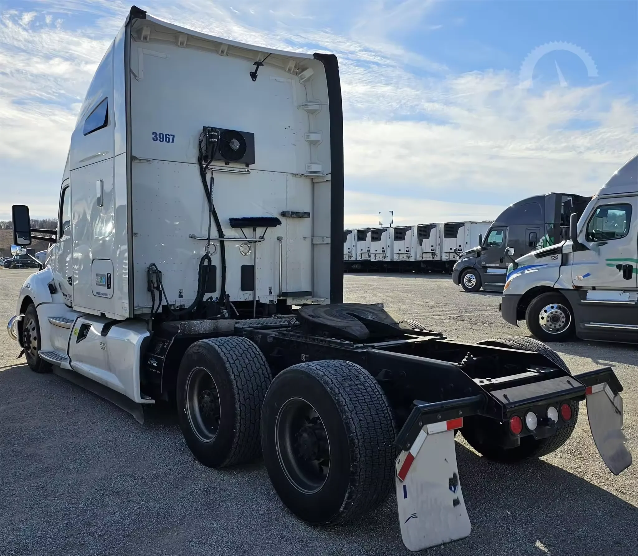 Neatly Used 2014 CA-TS CT660S Dump Trucks Engine Manufacturer CATER-PILLARS Automatic Transmission Drive 6x4