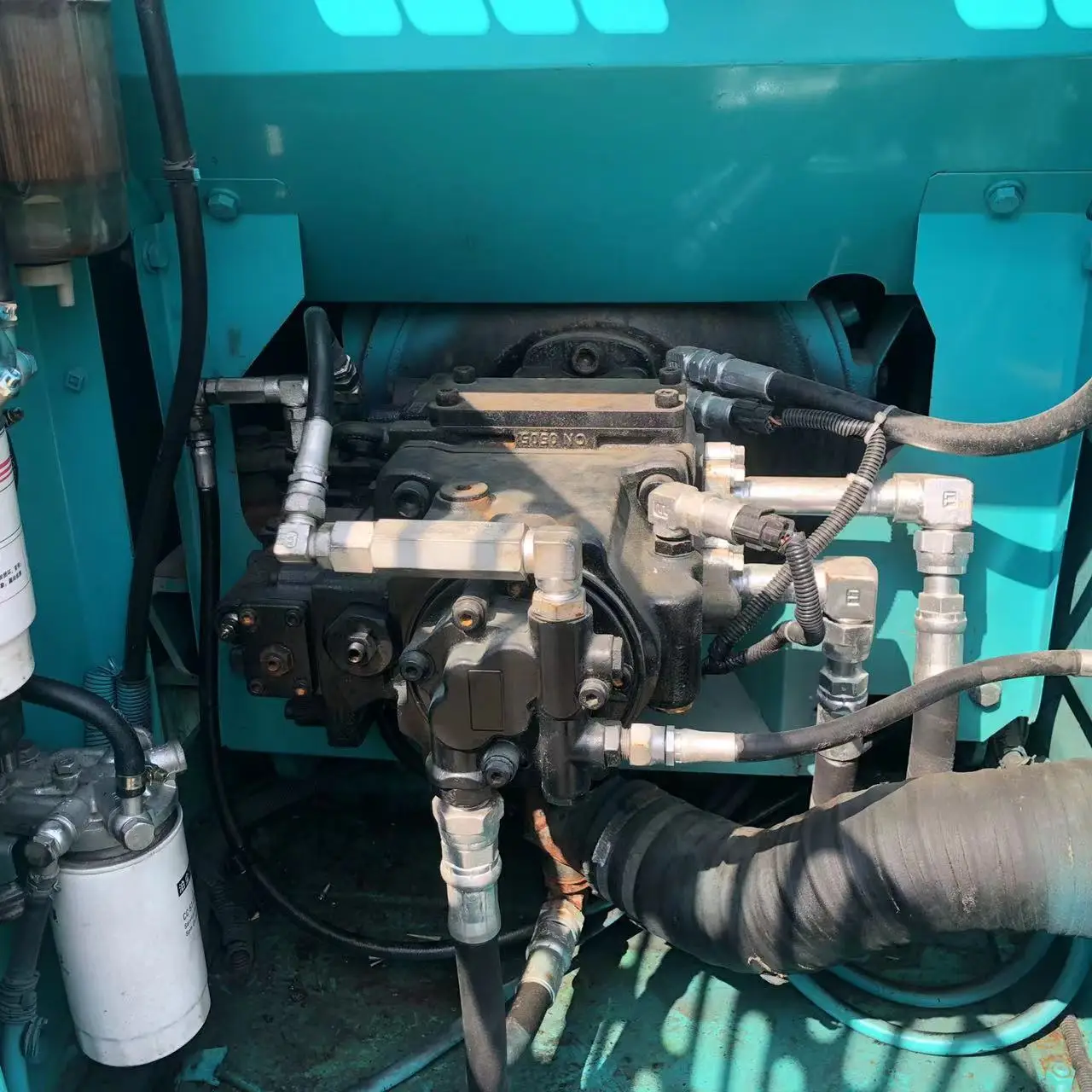 Высококачественный мини-экскаватор Kobelco SK140 надежный японский оригинальный используемый с основным подшипником компонент двигателя по низкой цене