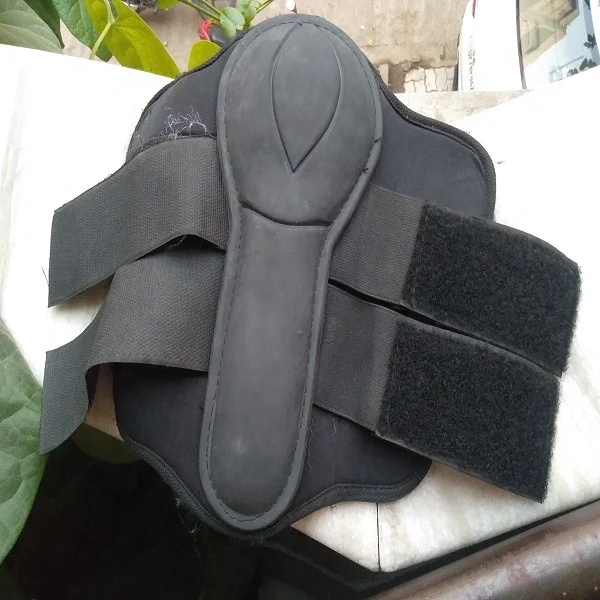horse brushing boot Neoprene padding support soft lining prevents rubbing Strong hook loop straps anatomically Manufacturers