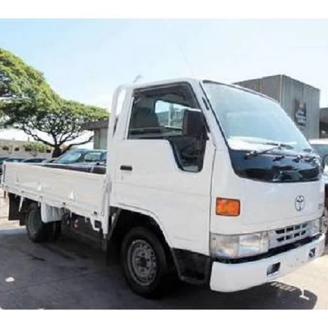 2022 2010 недорогой в Японии Подержанный toyota dyna для продажи грузовик