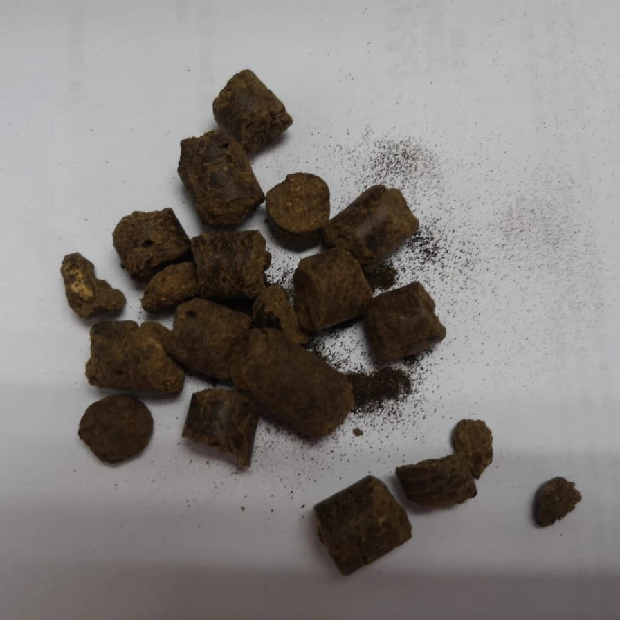 Copra Extraction Pellets dried coconut copra coconut coir pellets coconut exporter pig feed