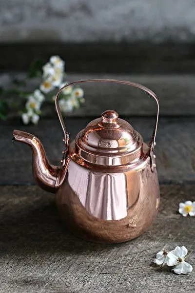 Trending Coffee Tea Serving Kettle Handmade Round Copper Tea Milk Kettle for Warming Tea Coffee Kettle
