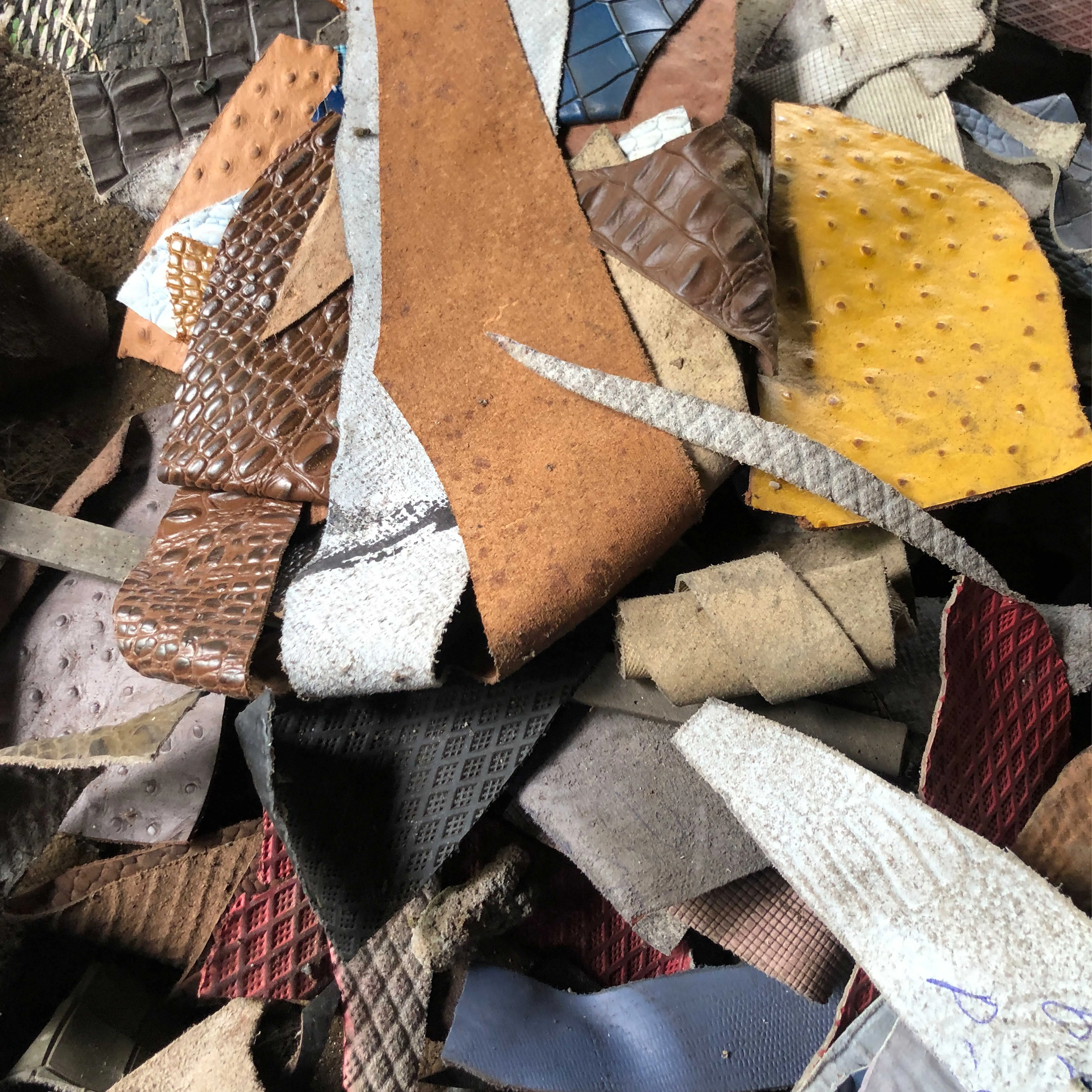 OEM Factory Made Rich Grain Leather Different Skin textured leather scrap