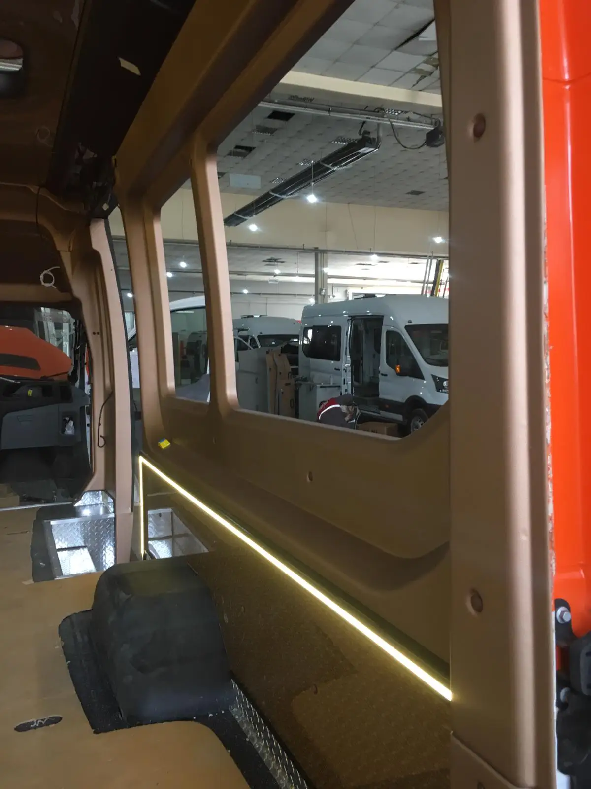 VKM-14 **TRANSIT HIGH GLASS INTERIOR SET** THERMOFORM ABS PLASTIC FOR COMMERCIAL VEHICLES, MOTORHOMES, MINIBUSES, COACHES, BUSES