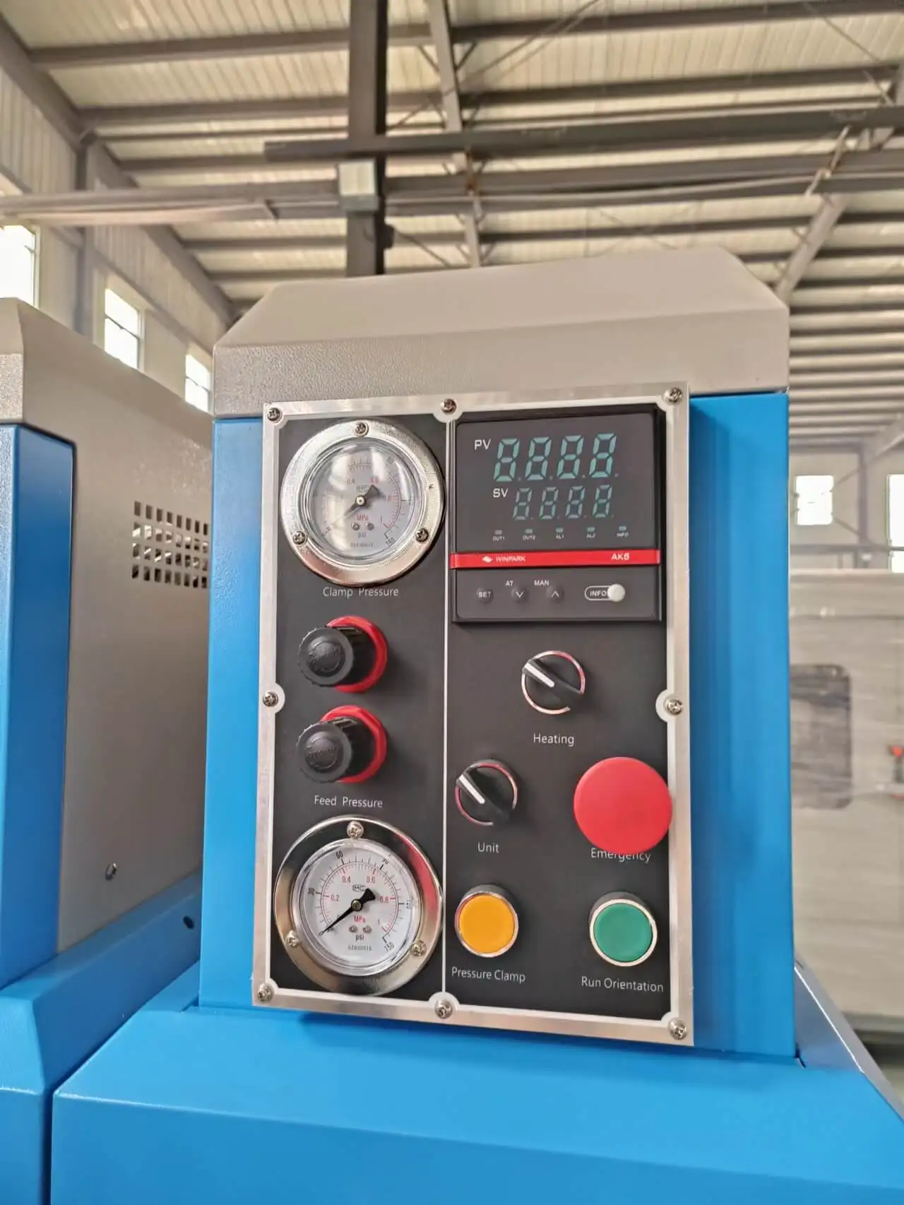 Double Head Seamless Welding Machine for Max Height 140mm Colorful Pvc Profile Making
