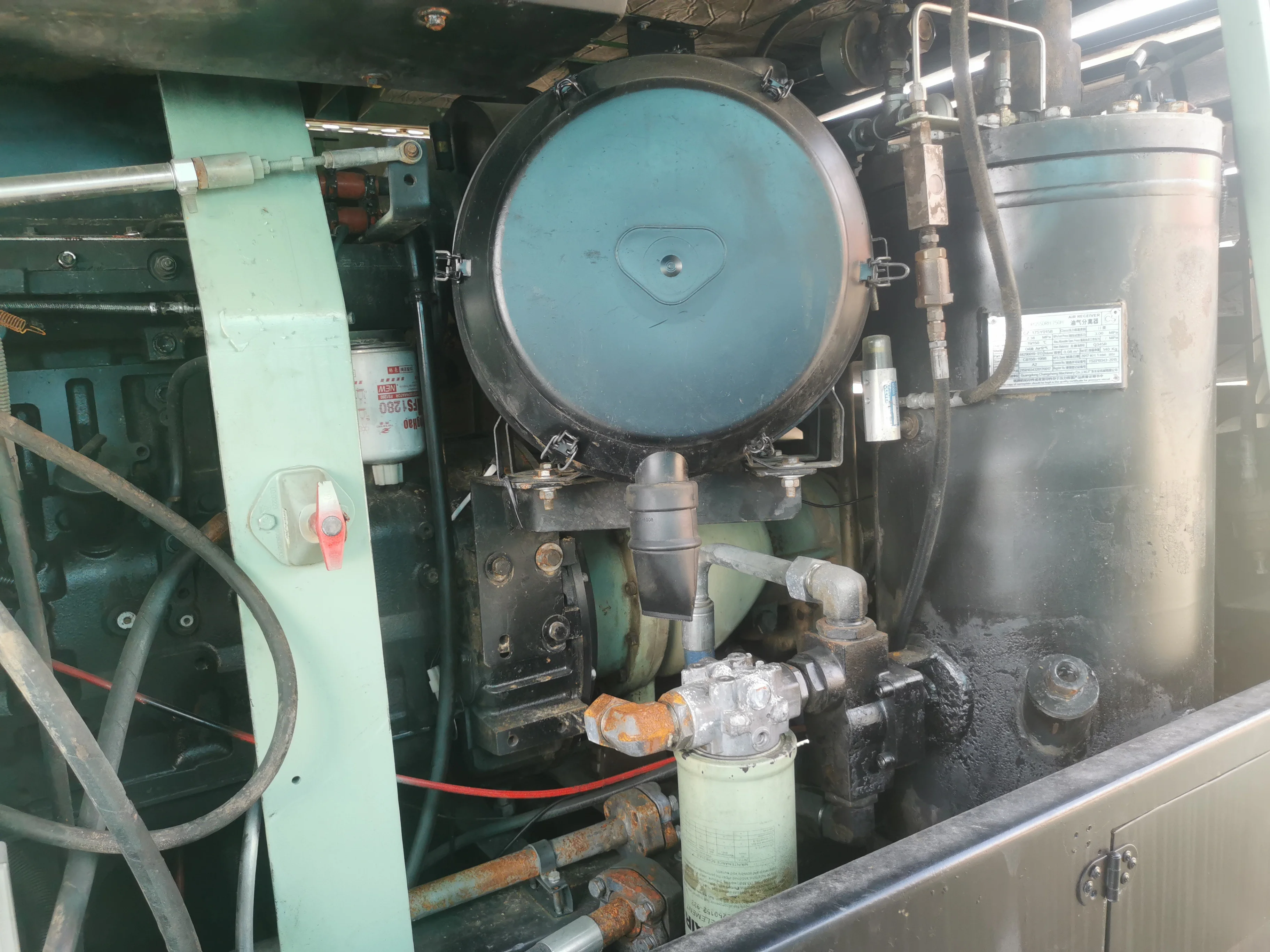 Used Portable SULLAIR DPQ550RH Pressure 15.5bar 550CFM Rotary Screw Diesel Air Compressor