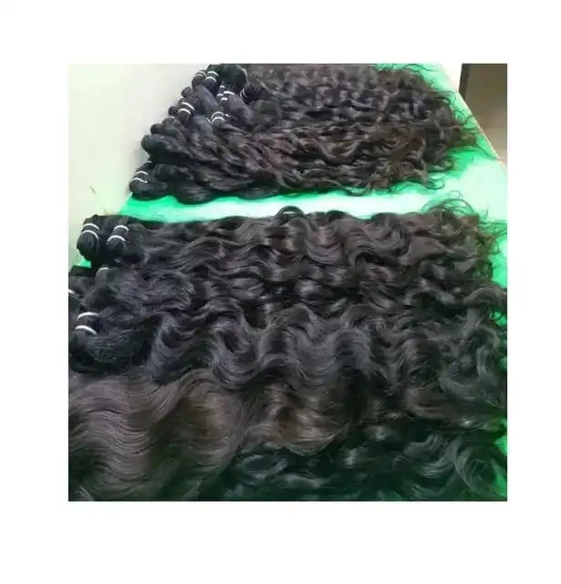 100% Cuticle Aligned High Quality One Donor Indian Human Raw Unprocessed South Indian Temple Source Natural Wave Composed Bundle
