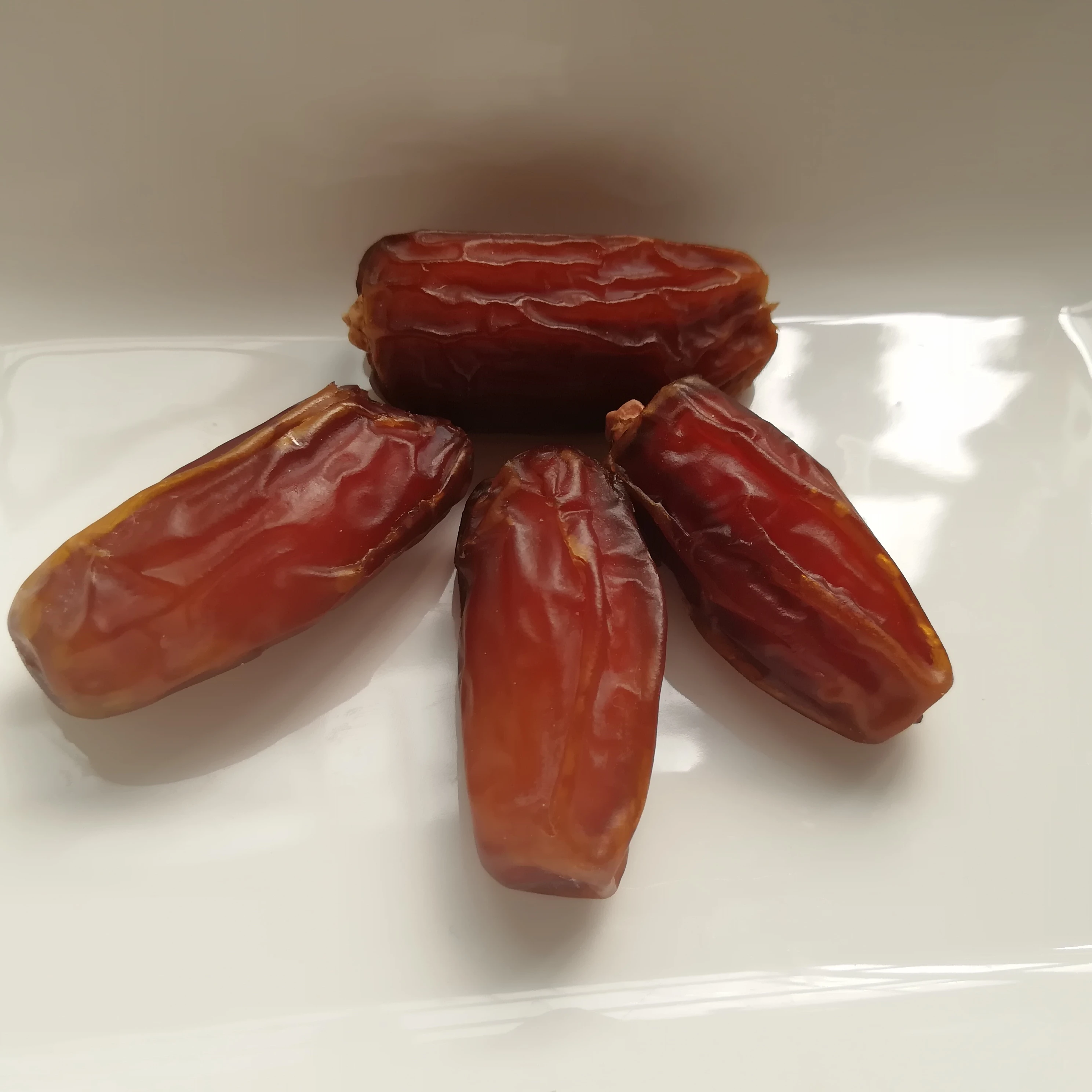 Mabroom Dates| 100 % Almadina Dates luxury grade from Saudi Arabia
