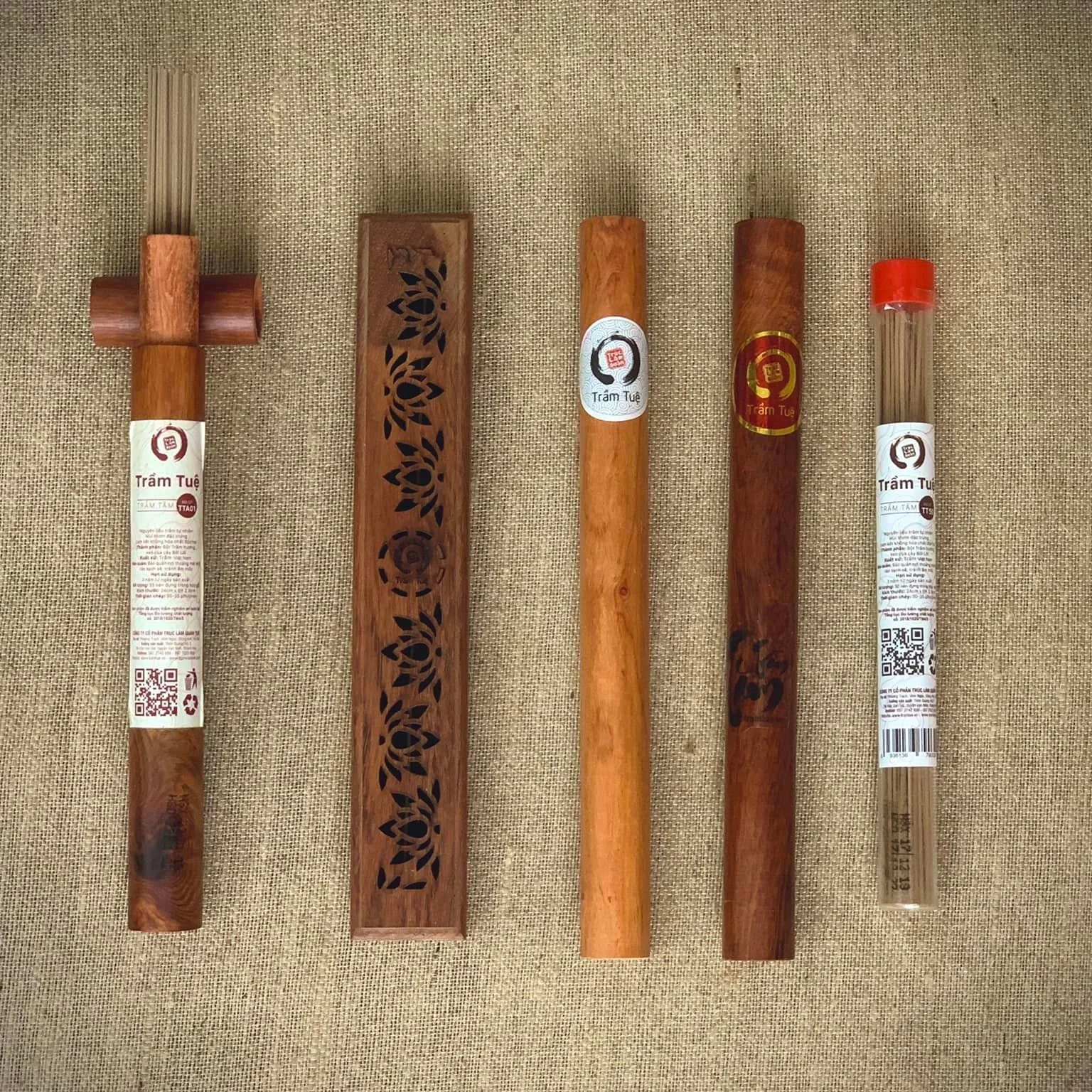 Vietnamese Agarwood Aloeswood Bakhoor Oud Incense Stick with Burner Strong Sweet Fragrant Warmer Relax Gift Set Diffuser