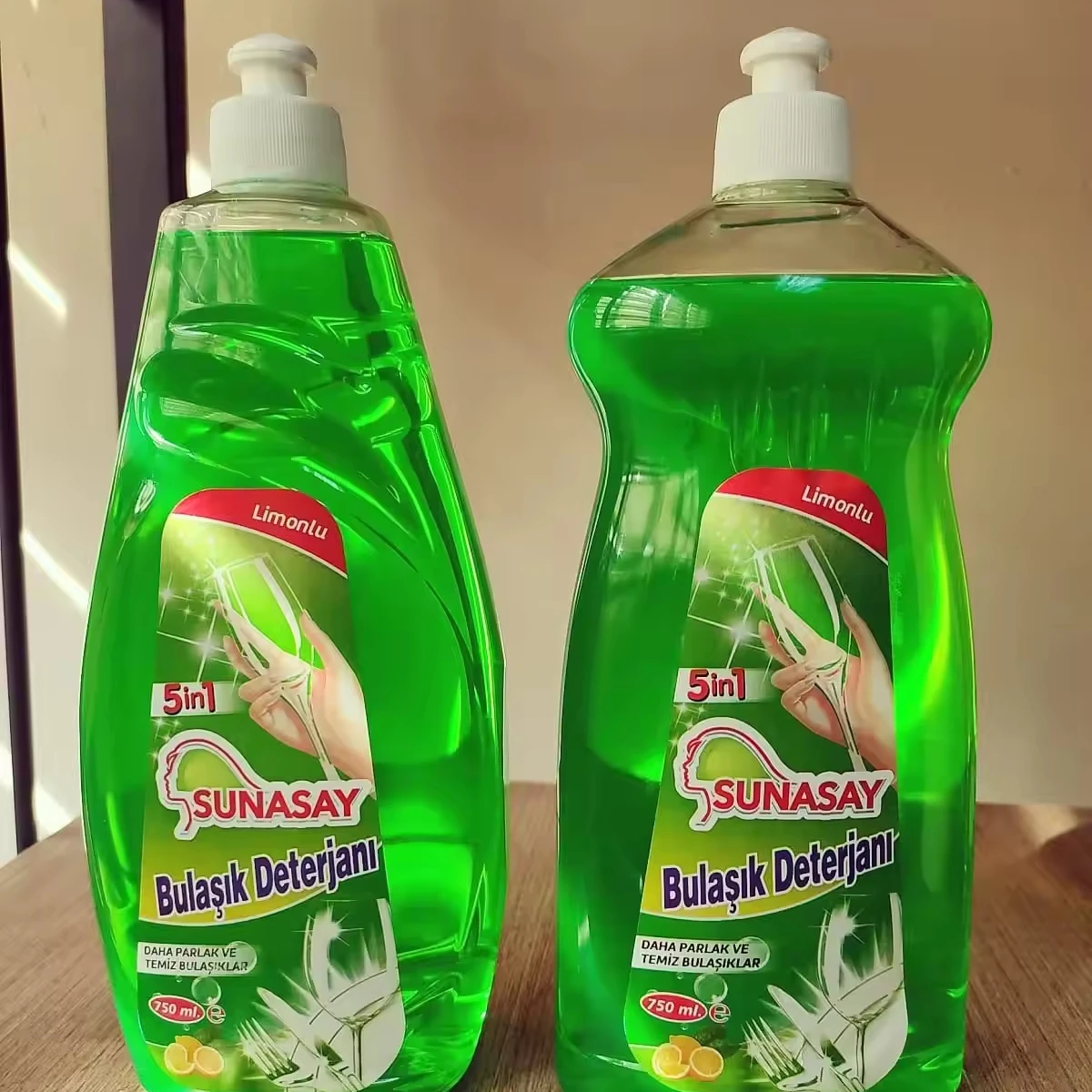 Dishwashing Detergents Effective Product for Cleaning Dishes