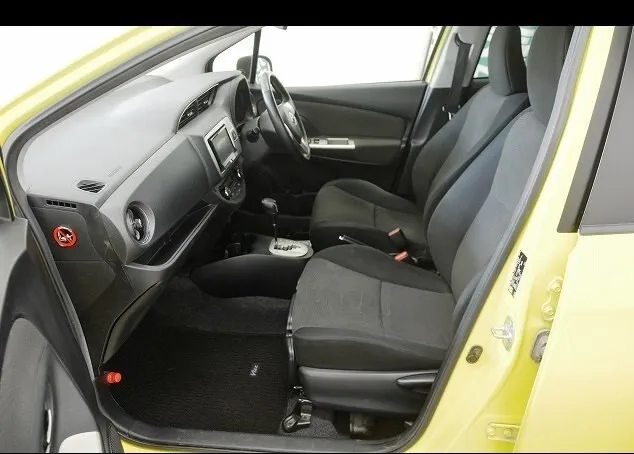 Used cars toyota vitz with outstanding and beautiful appearance