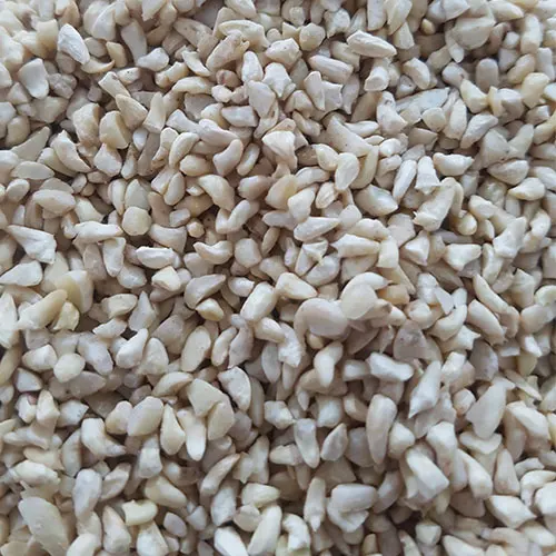 All Grade W210 W180 W320 W240 Vacuum Bag Or Tin Box Raw Cashew Nuts, Wholesale Kaju Badam From Vietnam.