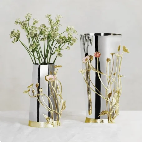 Handmade Decorative Silver Finished Vases Hotels Restaurants Home Decor and Interior Flower Vase Customized Tabletop Vase