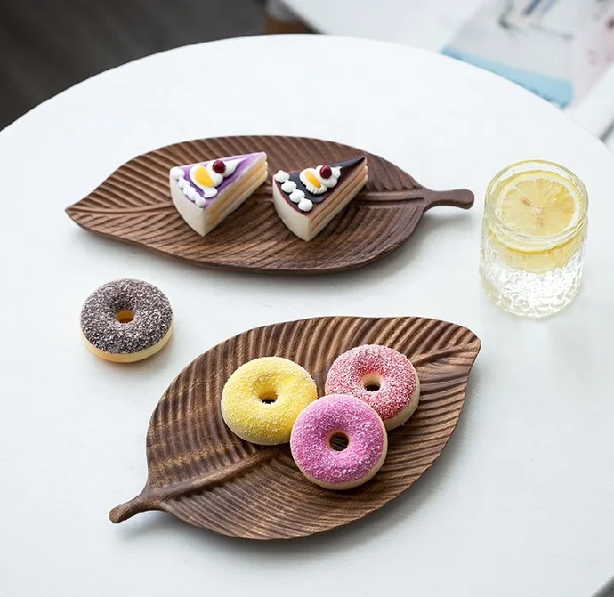 Best Buy Christmas Decorative Tabletop Serving Trays Asian Zen Design Leaf Shaped Wooden Serving Tray in Acacia Wood