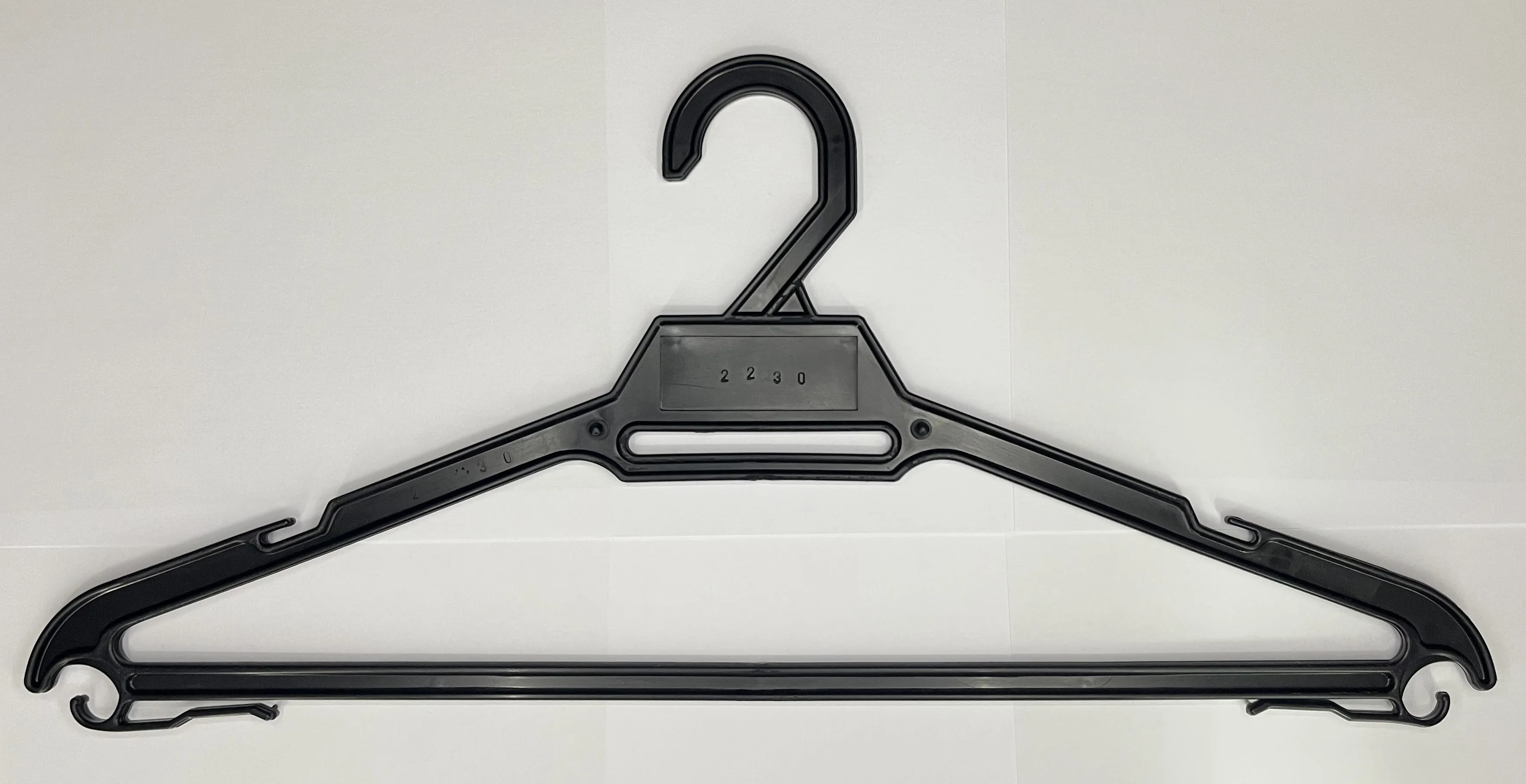 Malaysia Origin Hanger 2230 Lightweight Space Saving Durable Plastic for Clothes