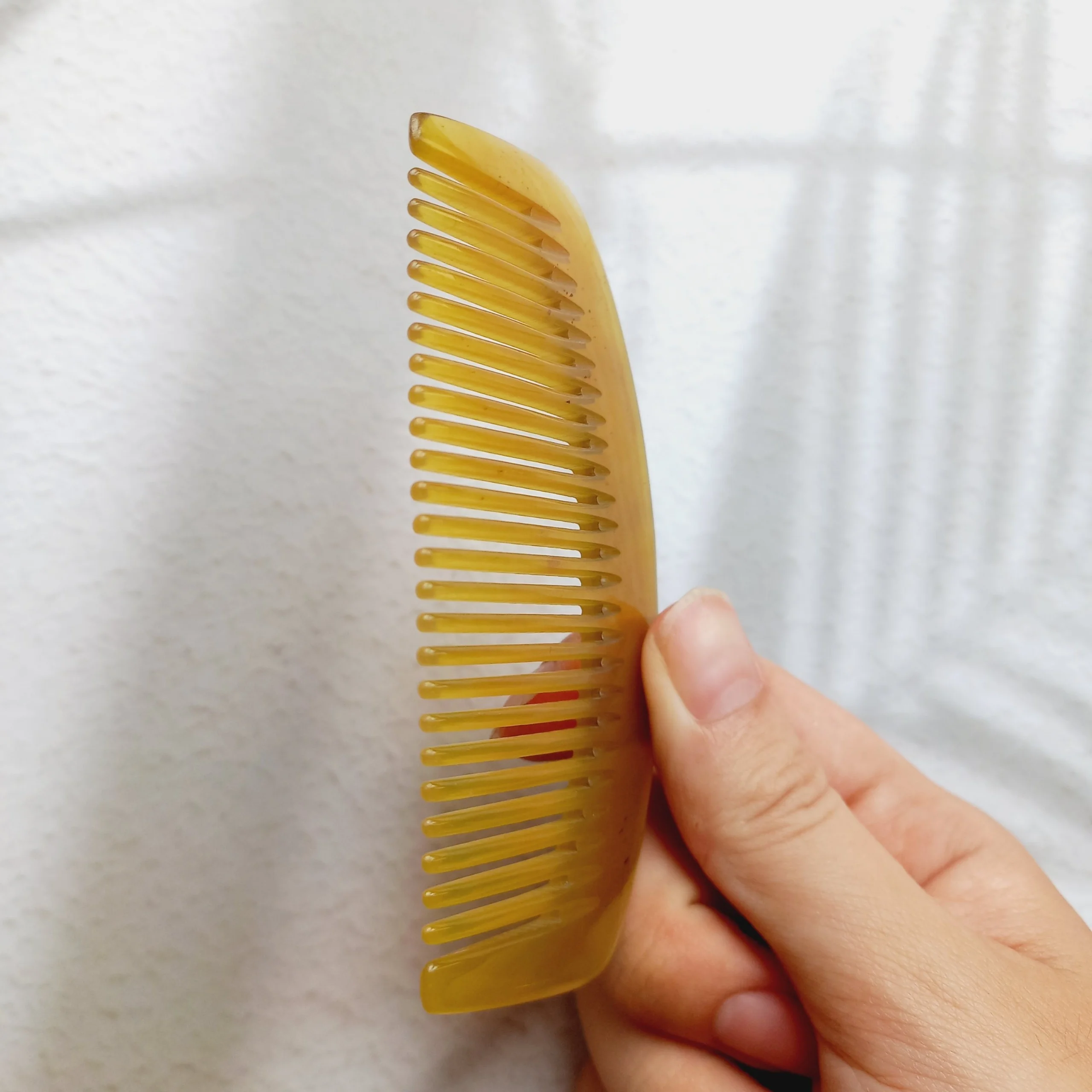 Customized High Quality Customized Handcrafted Natural Horn Comb For Styling Hair Made From Real Buffalo Horn Comb From Vietnam