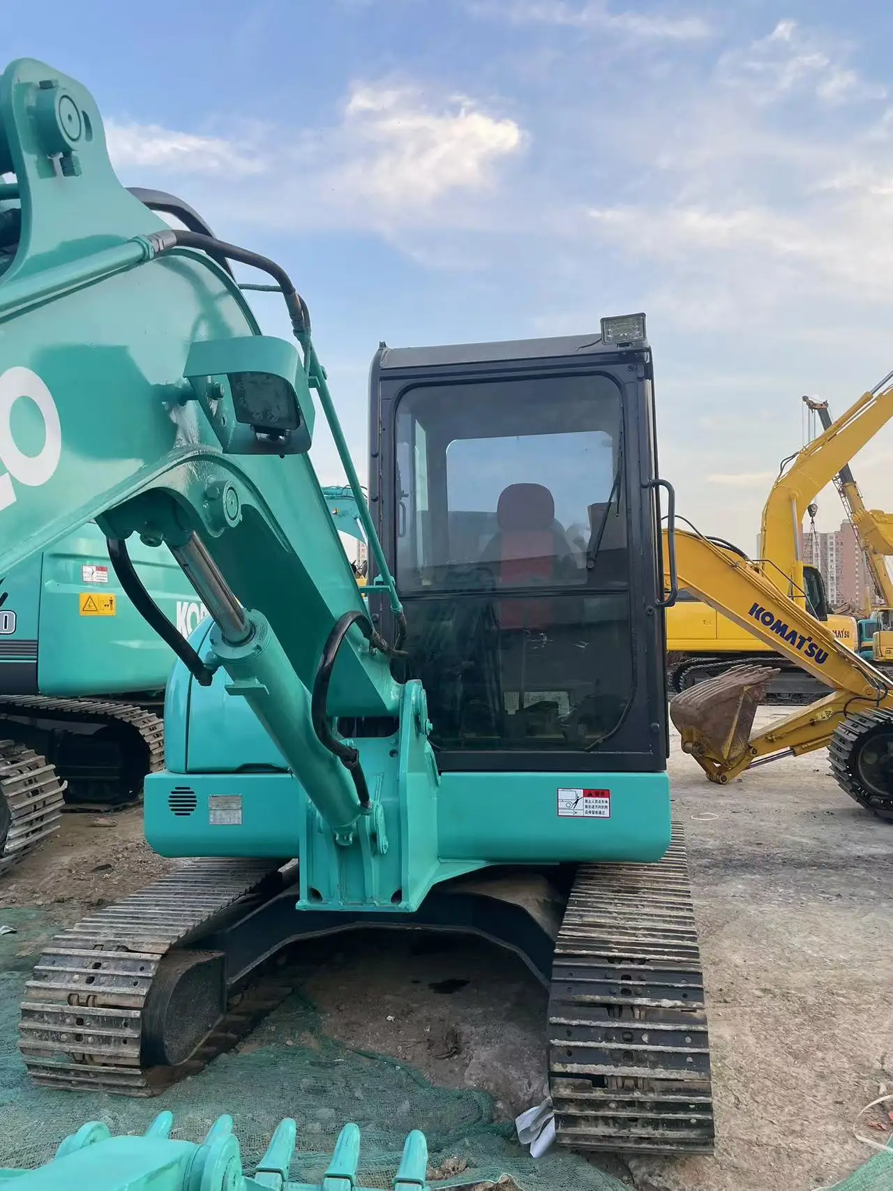 Hot Sale ! good condition used Kobelco sk60 with cheap price and low hours welcome consult