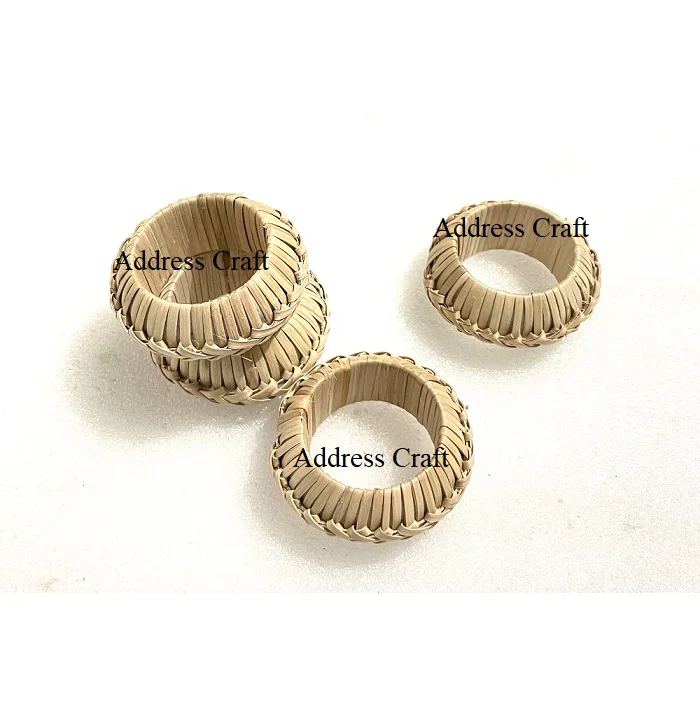 Luxury Style Hand Woven Wicker Round Shape Napkin Ring Table Accessories Parties Wedding Decor Unique Design Rattan Napkin Ring