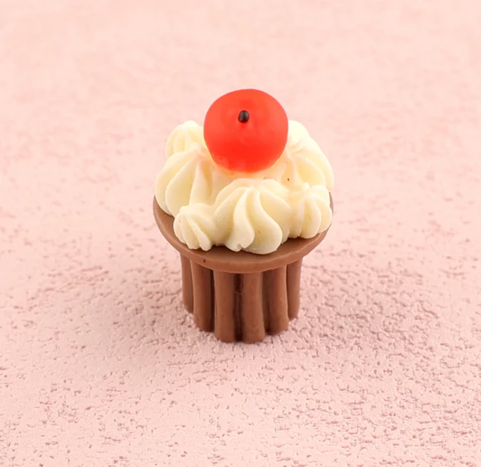 New Arrival Simulation Resin Three- Dimensional Cup Cake Cabochon Phone case Decoration