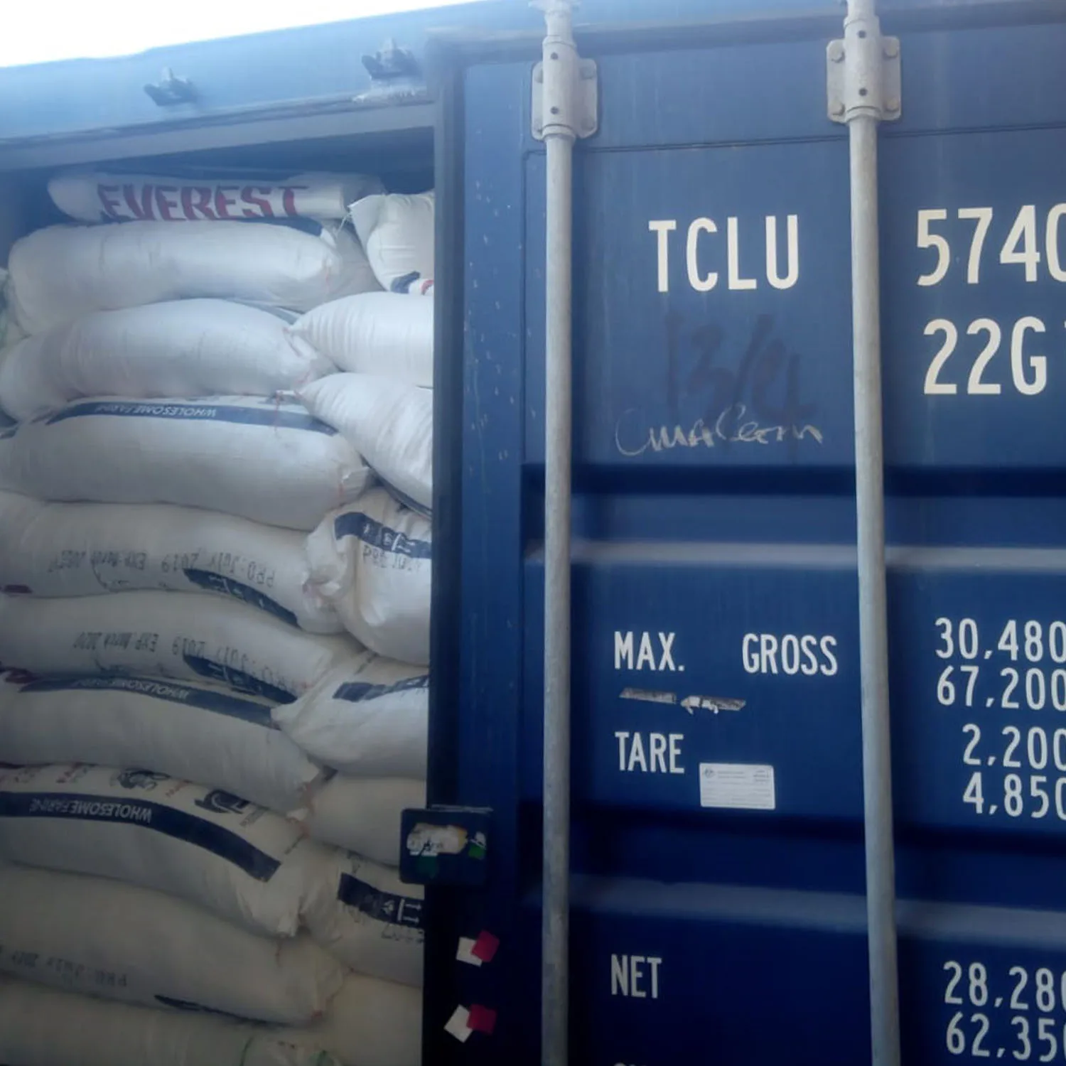 Everest 50Kg Premium Wheat Flour for Bakery Pizza Maida Cake Mix Perfect for Professional Kitchens