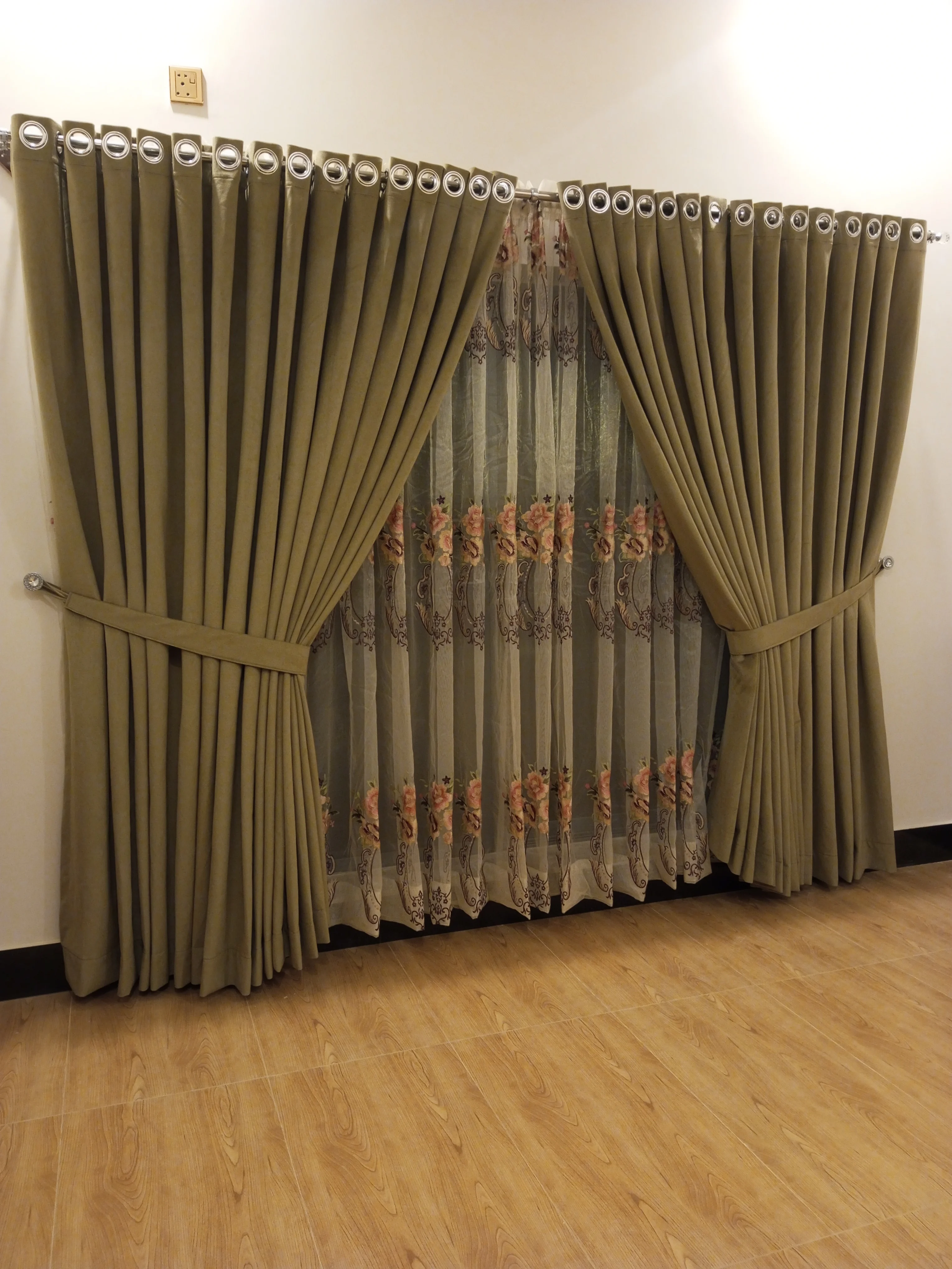 Best Quality Curtain For Living Room Velvet Curtain Luxury For Living Room Office Best Price From Pakistan