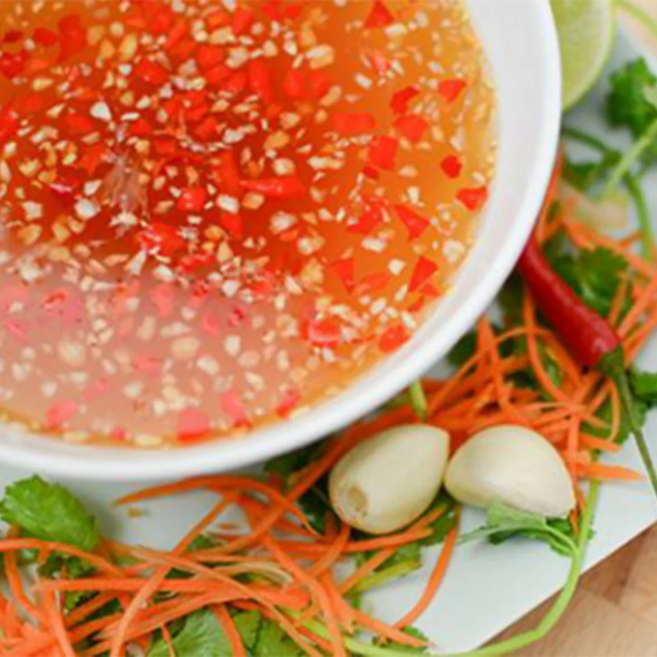 Top notch standard Special offer delicious GARLIC CHILI VINEGAR 450ml