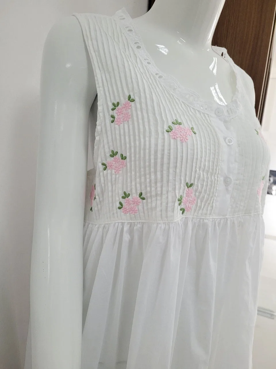 Custom Embroidery White Cotton Nightgown Cotton Lace and Buttons Nightwear, Sleep Dress, Gift For the Bride, Wife, Girlfriend
