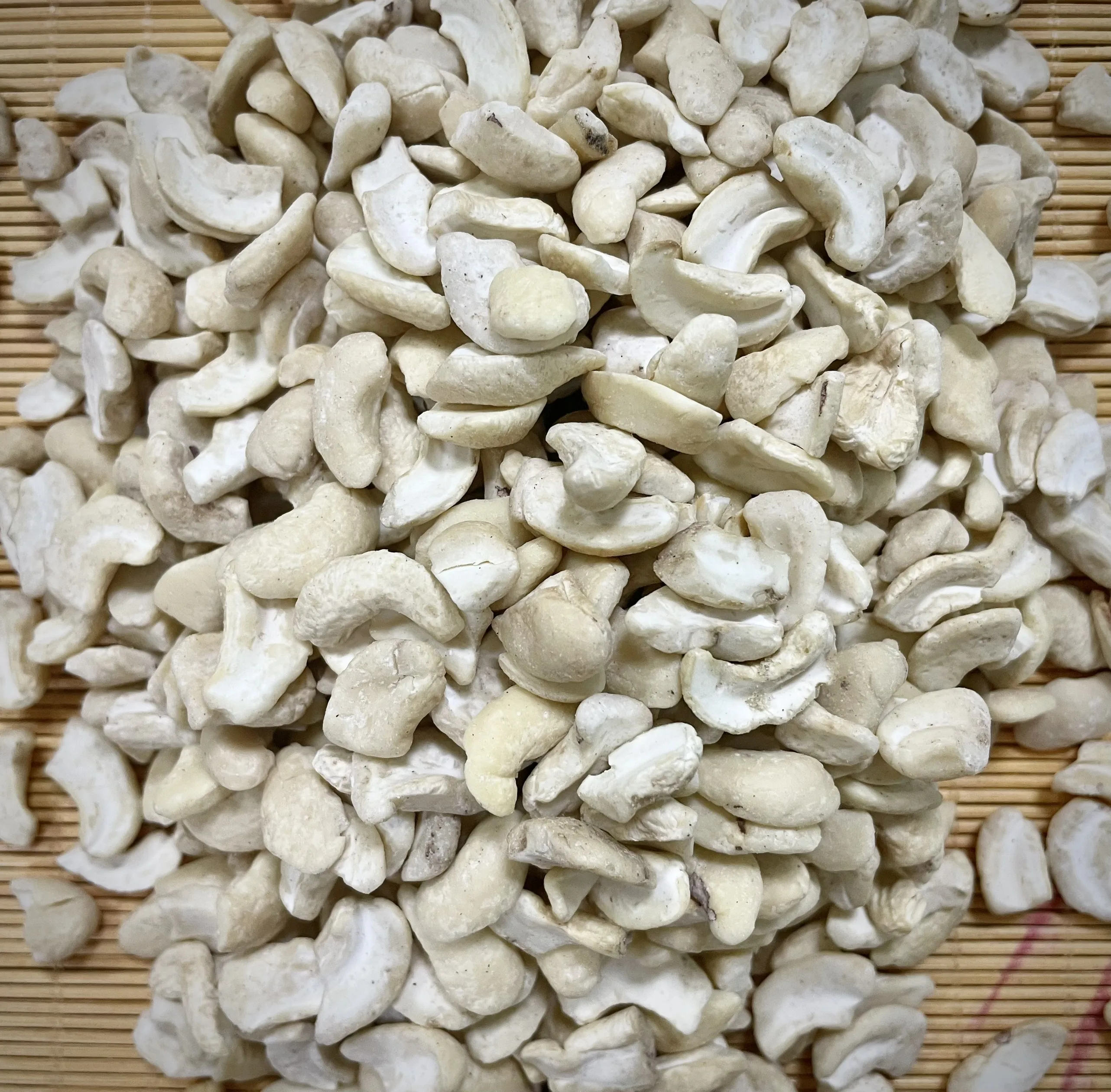 Broken Cashew LP Professional Team Export Food High Protein Customized Packaging From Vietnam Trading