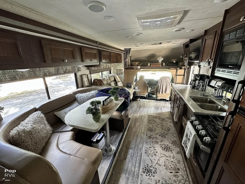 2018 forest river RV