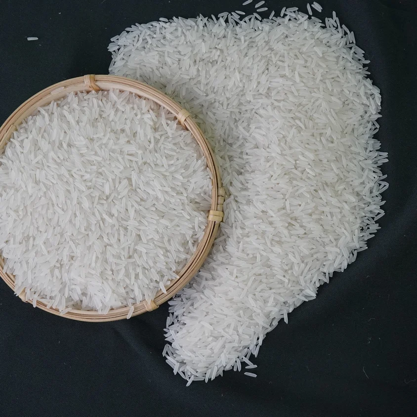 Белый рис высшего качества с длинным зерном ST24-лучший в