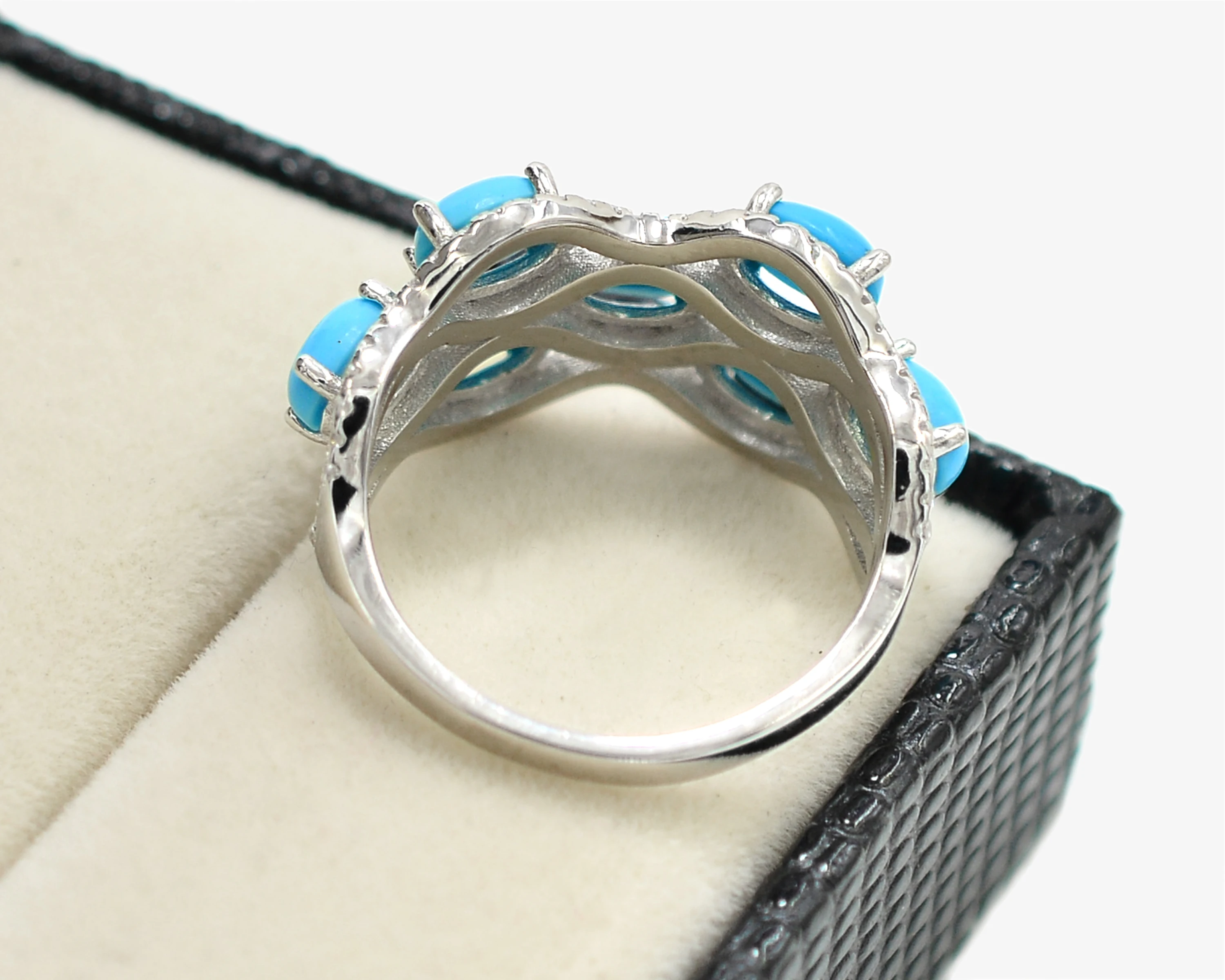 Top Trending 6x4 MM Oval Cut Natural Sleeping Beauty Turquoise Gemstone 925 Solid Silver Women Ring Wedding Jewelry Supplier