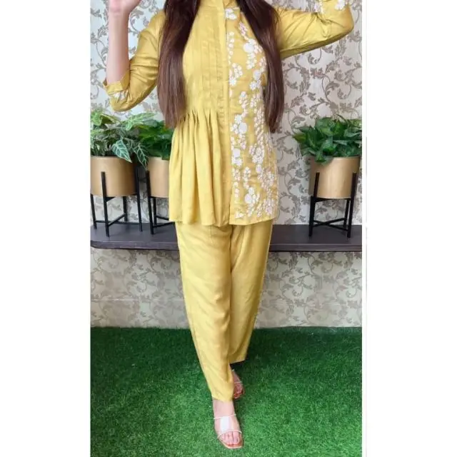 Индийская Этническая коллекция одежды для женщин, толстый хлопковый топ из вискоза, брюки, комплект с вышивкой, рабочий производитель из сурата