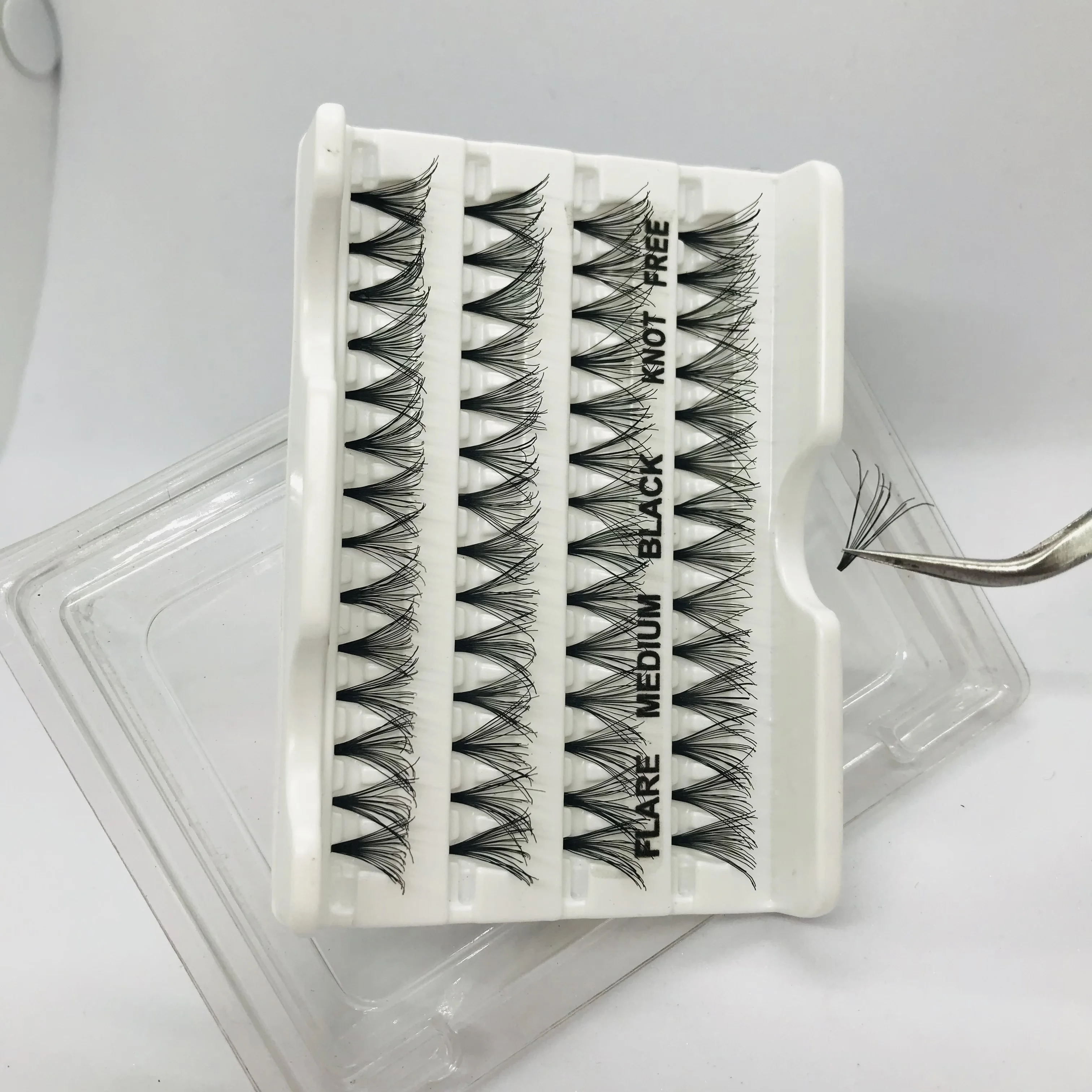 Vietnam wholesale top quality lash tray eyelashes flare eyelash knot free individual false lashes eyelash