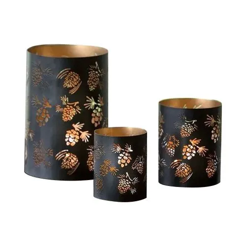 Leaf Design Perforated Iron Metal Tea Light Votive Holder Manufacturer Antique Finished Metal Tea Light Candle Holder