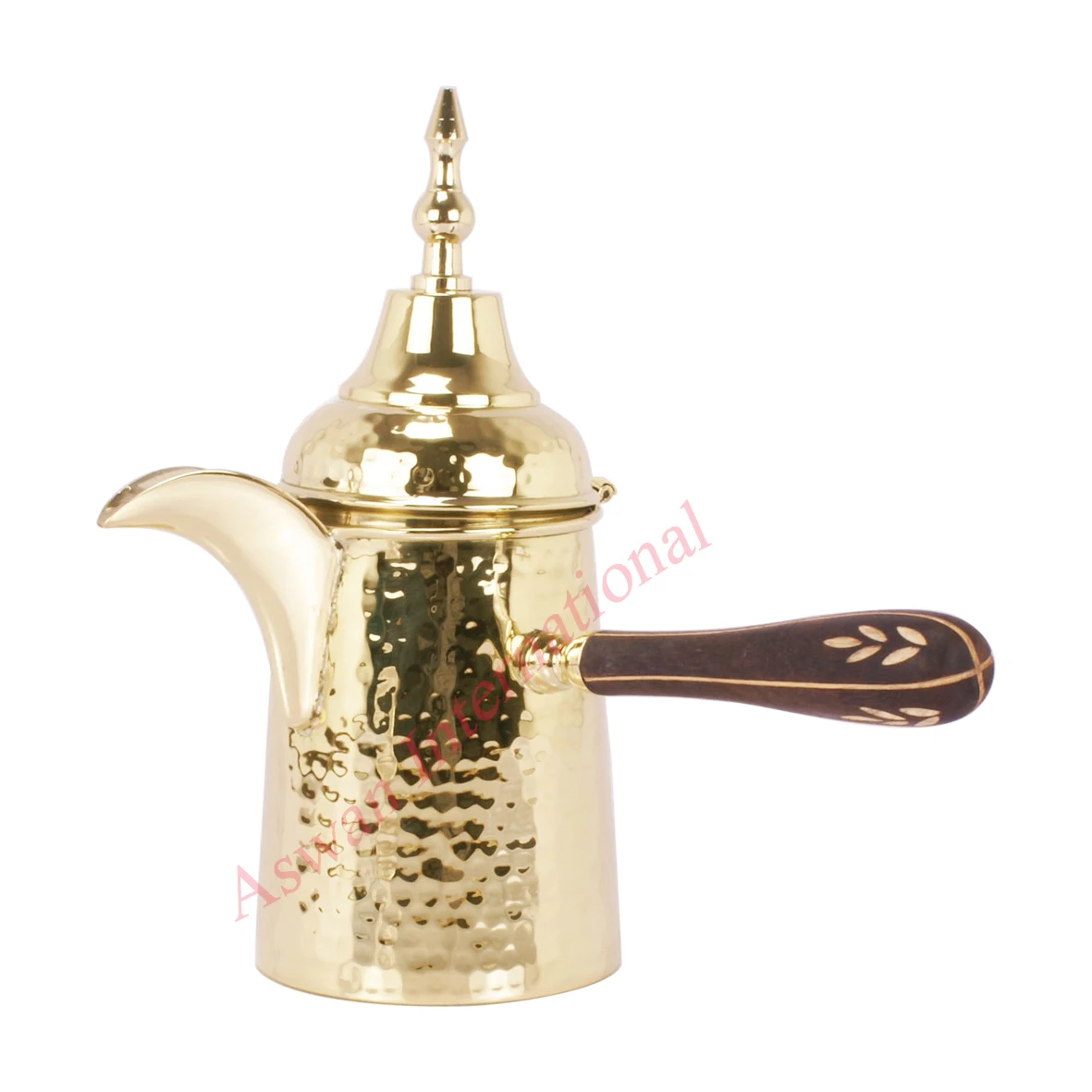 Minimal Price  Hot Selling Turkish Arabian Hammered Coffee And Milk Pot With Wooden Handles Metal Hammered Tea Po