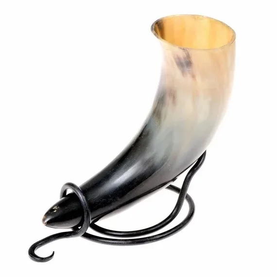 Top Grade Natural Hand Crafted Drinking Horn for Whiskey and Beer Drinking Buffalo and Ox Horn Drinking Horn for Sale