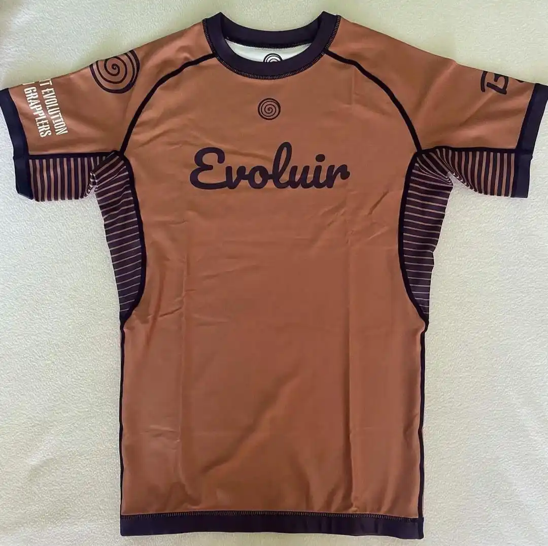 Customized Design Custom Printed Rash Guard With Cheapest Prices / Good Quality Custom Design MMA  Model Rash Guard