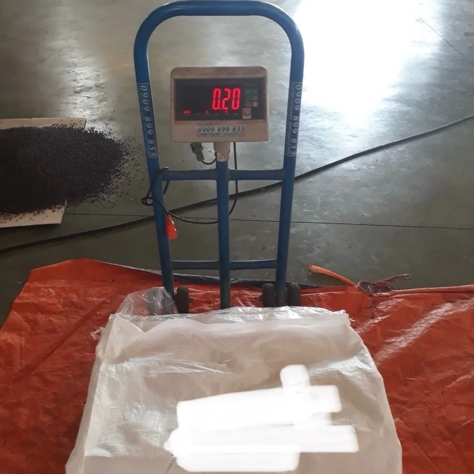 Vietnam High Quality Spices & Herbs Products Best Quality good Price Wholesales Dried White Pepper