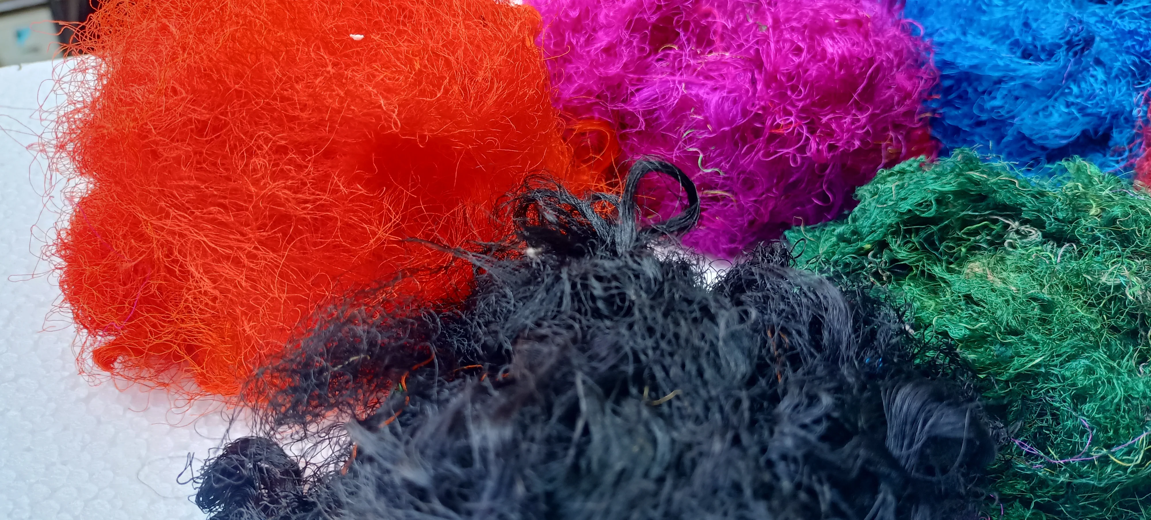 custom made dyed sari silk fiber in assorted colors made from sari silk waste suitable for spinning
