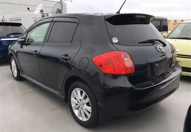 Competitive price   Used and new  Toyota Auris  for Sale