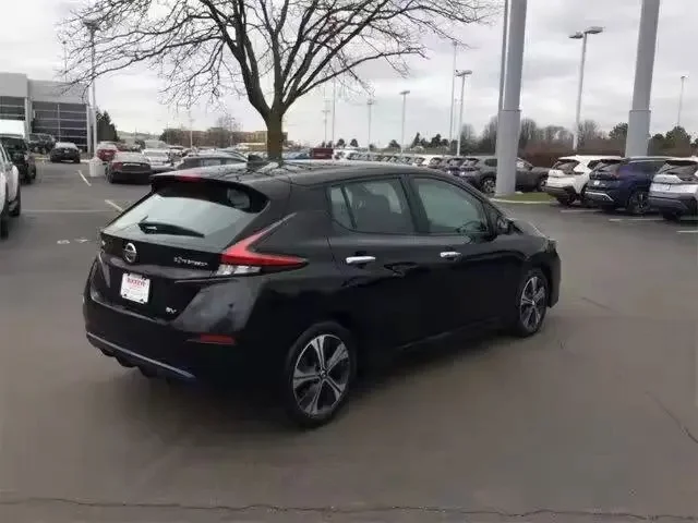 2021 Nissan LEAF SV 4dr хэтчбек
