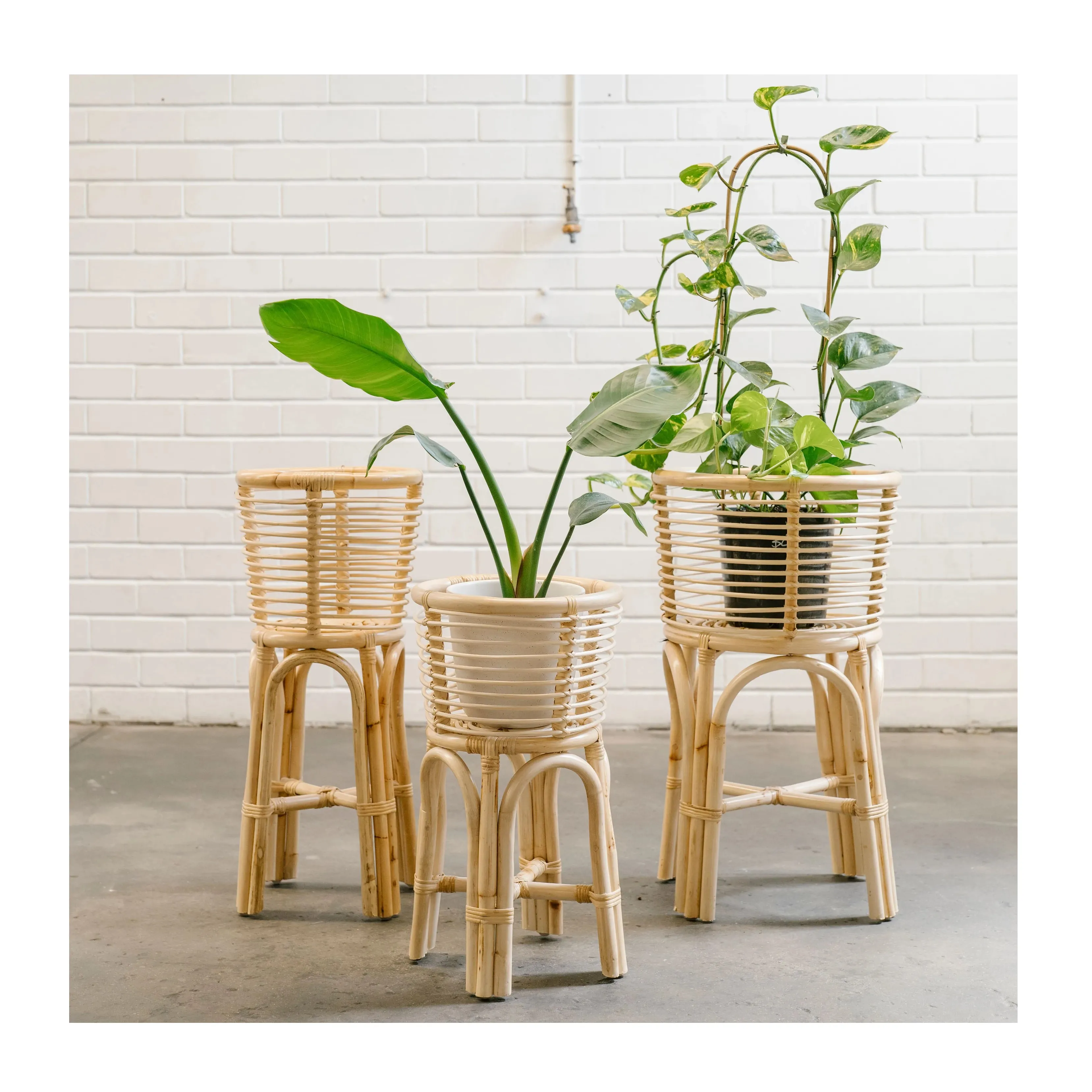 New Design of Plant Stand Stackable Modern Rattan Plants Rack Wholesale Planter Stands Best Price