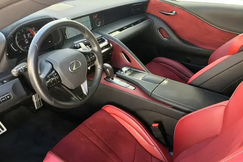 Продажа использованных Lexuss LC 500 2019 модель 100% отлично работает