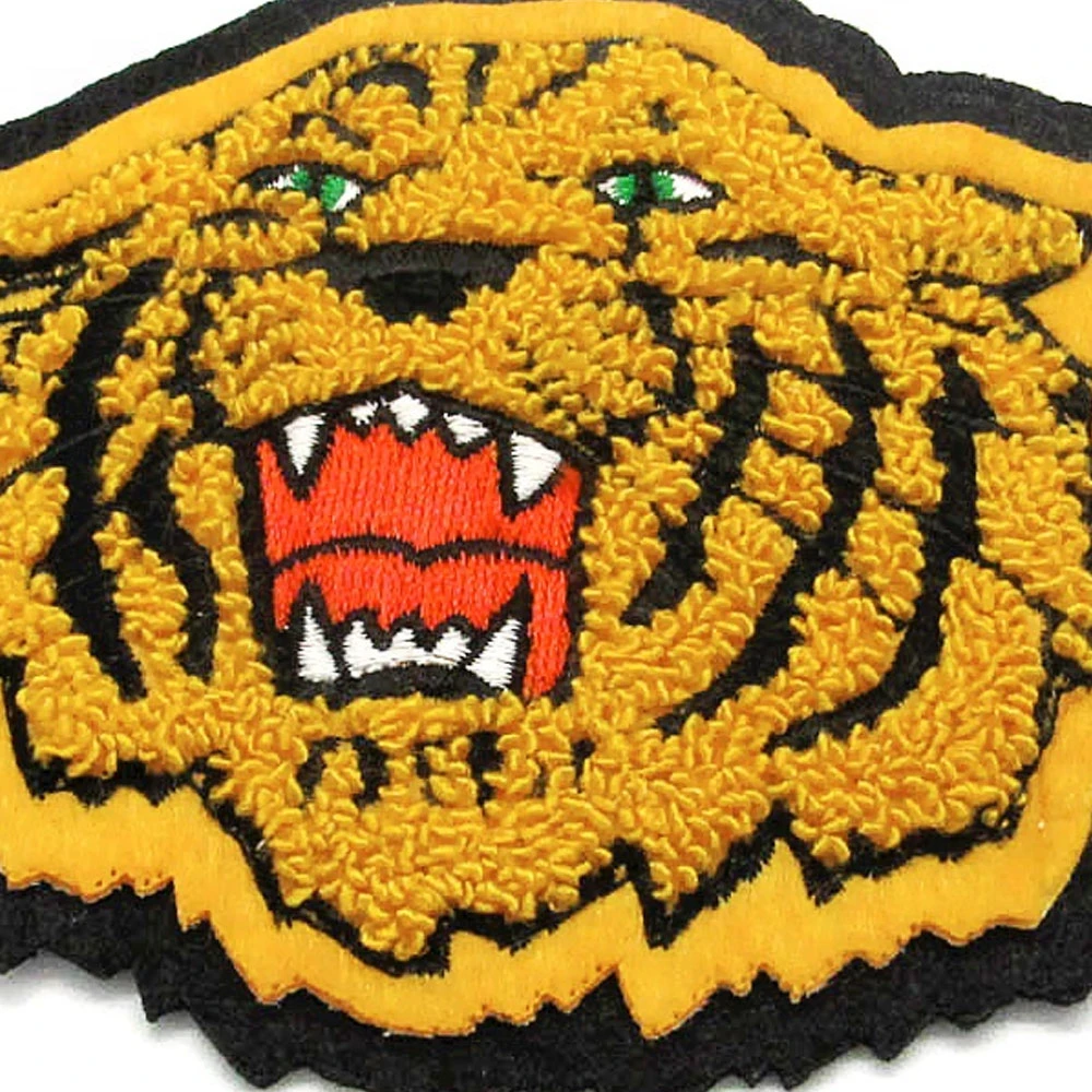 Wholesale Low MOQ Custom Embroidery Patch Best Your Logo Clothing Custom Embroidery Chenille Patches For Sale Customized