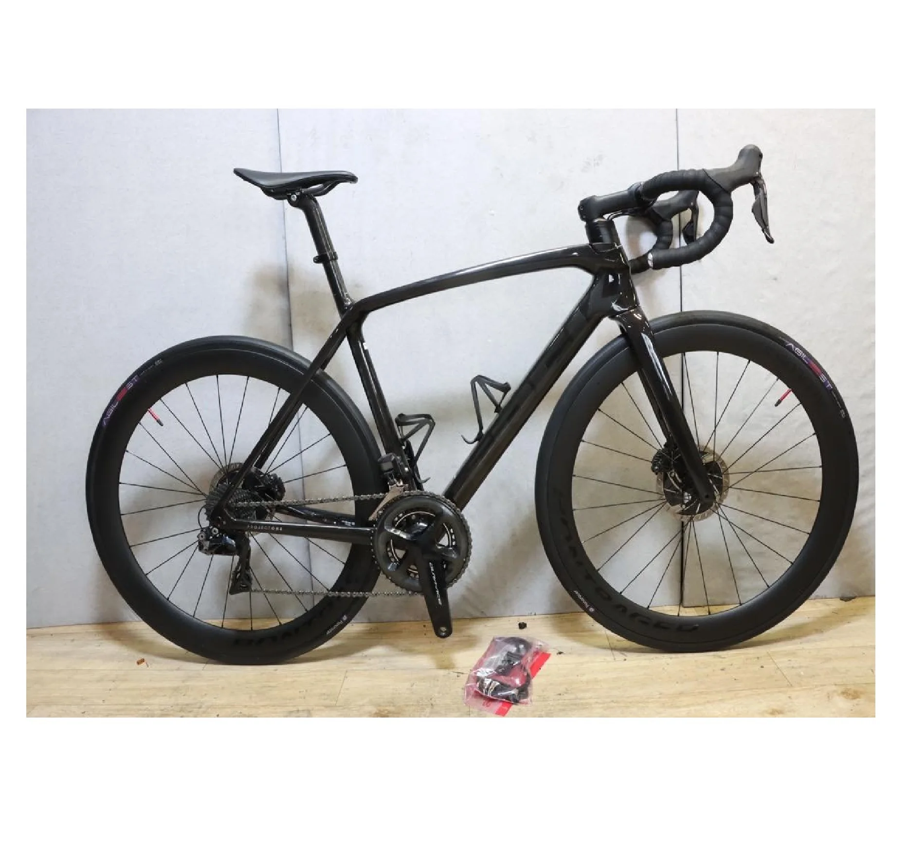 Wholesale Second Hand Used Men Sports Full Carbon Frame Racing Road Bike Bicycles