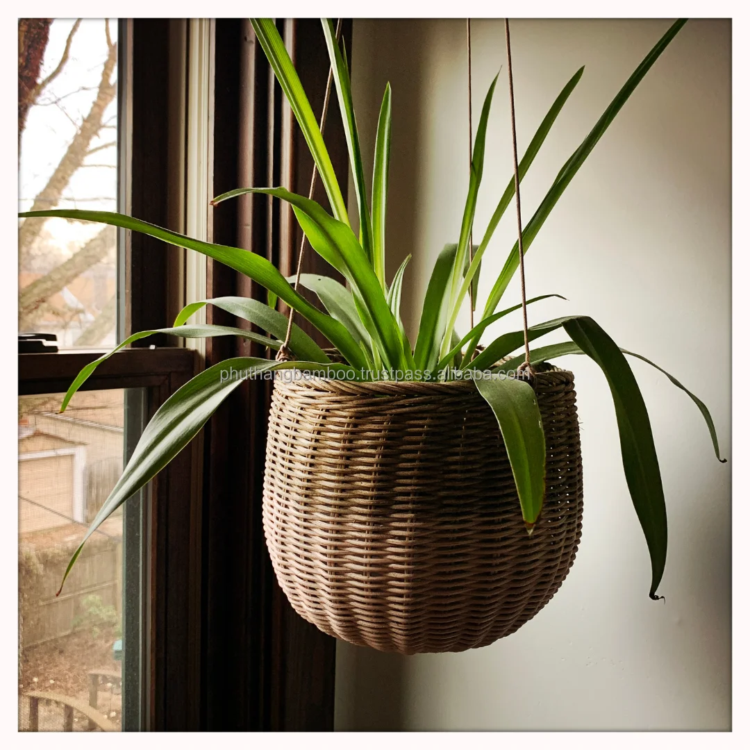 handwoven wricker fox face wall hanging for flower plants wholesale price for export Vietnam manufacturer OEM custom