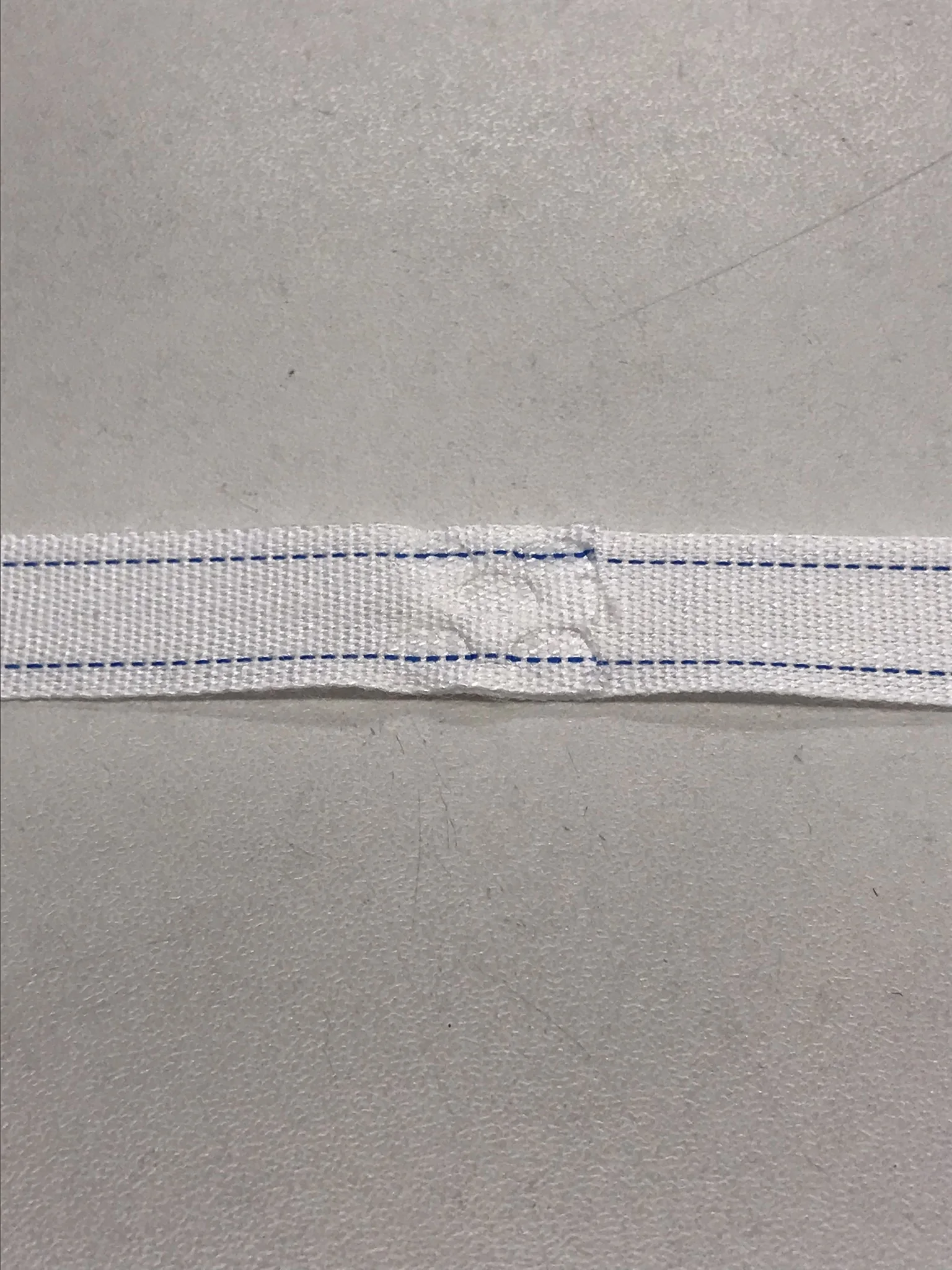 Easy to use Ironer guide tape ultrasonic welder QP-01for polyester tape.